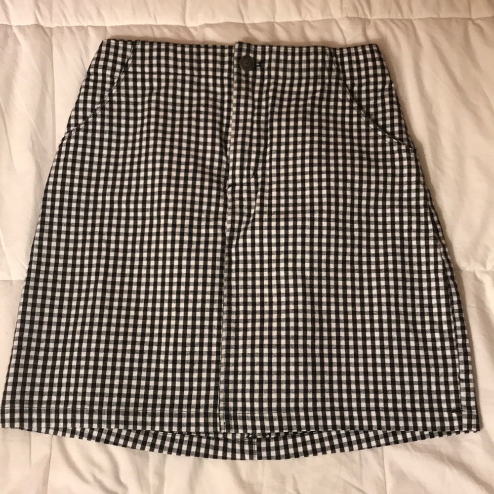 Cute checkered skirt